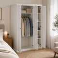 Armoire en panneau de particules pour l'entree